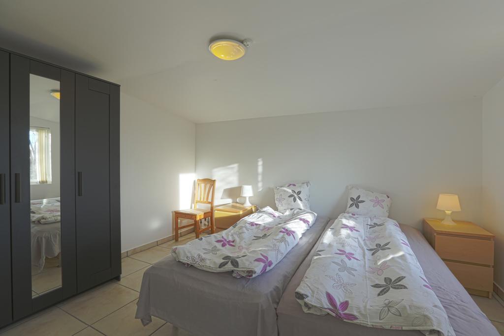 Strandens Apartment อิสเฮย ภายนอก รูปภาพ